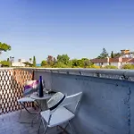 A Due Passi Dal Mare - With Parking Apartman *