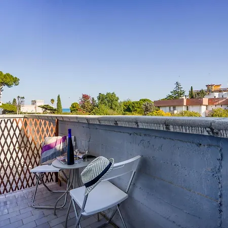 A Due Passi Dal Mare - With Parking Apartment *