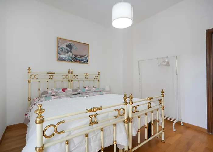 A Due Passi Dal Mare - With Parking Апартаменты