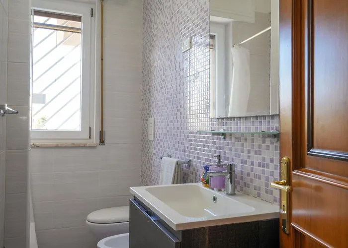 A Due Passi Dal Mare - With Parking Апартаменты *